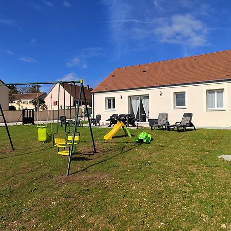 Maison A La Campagne Villiers-sur-Tholon Exteriér fotografie